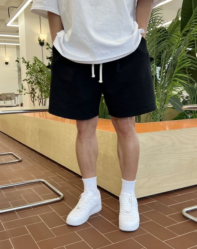 Men Fashion Solid Color Loose Breathable Shorts