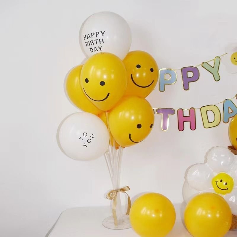 12 Inch Yellow Smiley Face Latex Balloon Birthday Party Layout 100-Bag
